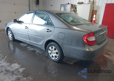 2003 Toyota Camry Le z USA, uszkodzony, nr VIN 4T1BE32K63U728778